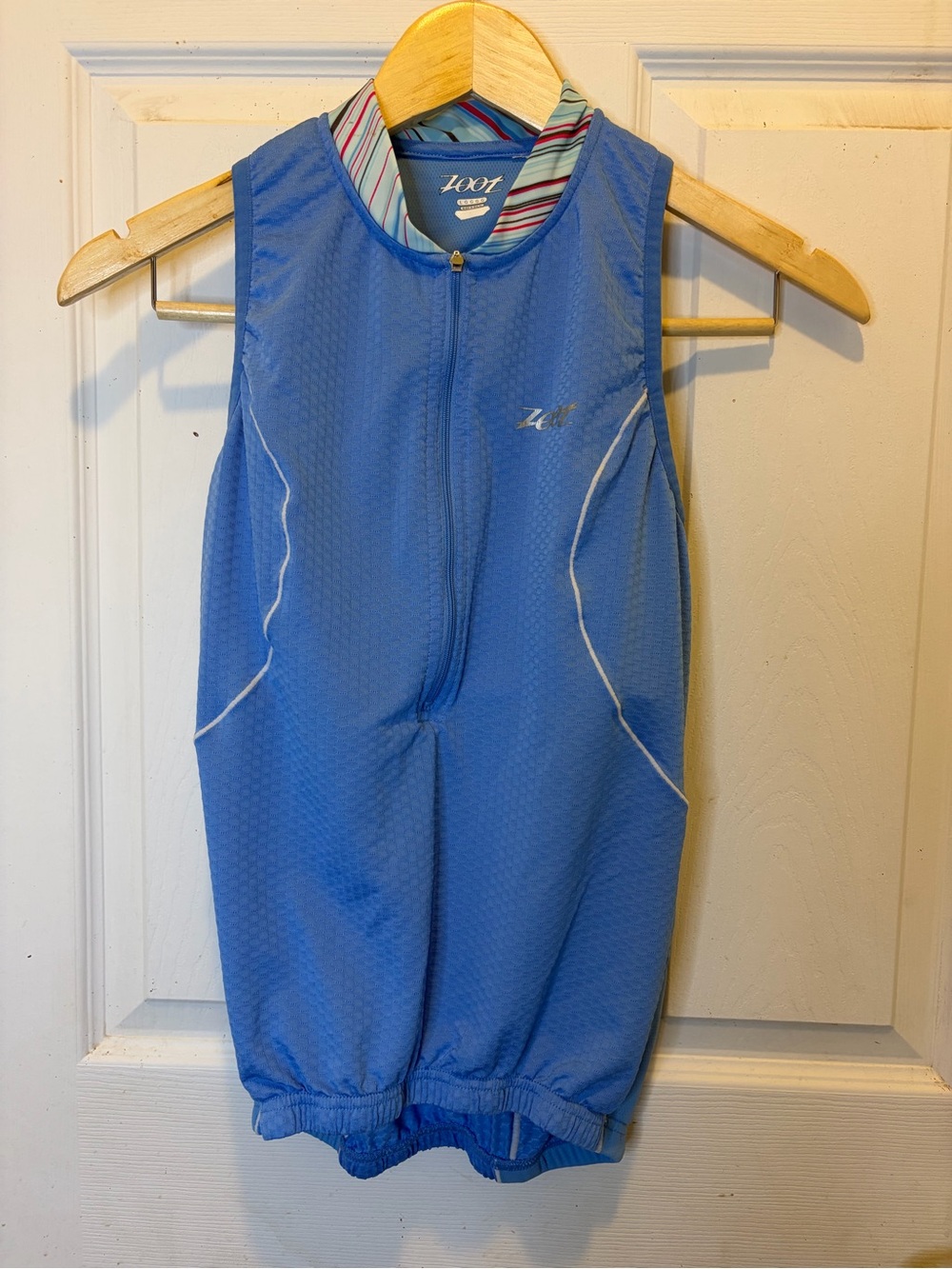 Zoot Light Blue Sleeveless Triathalon/ Cycling Too
